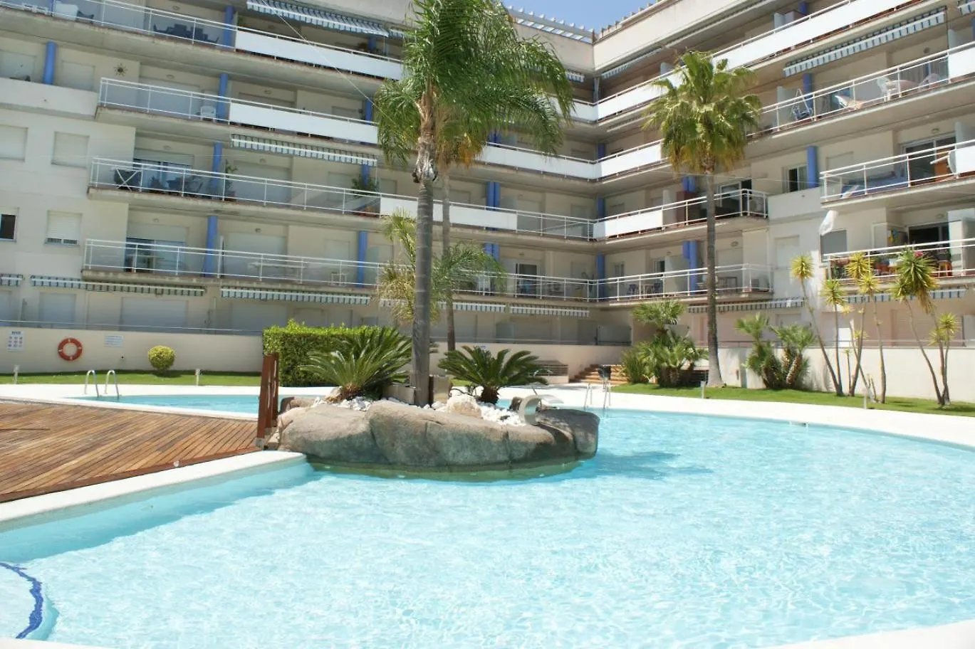 Bonito Piso En Roses Con Piscina Y Parking Apartment