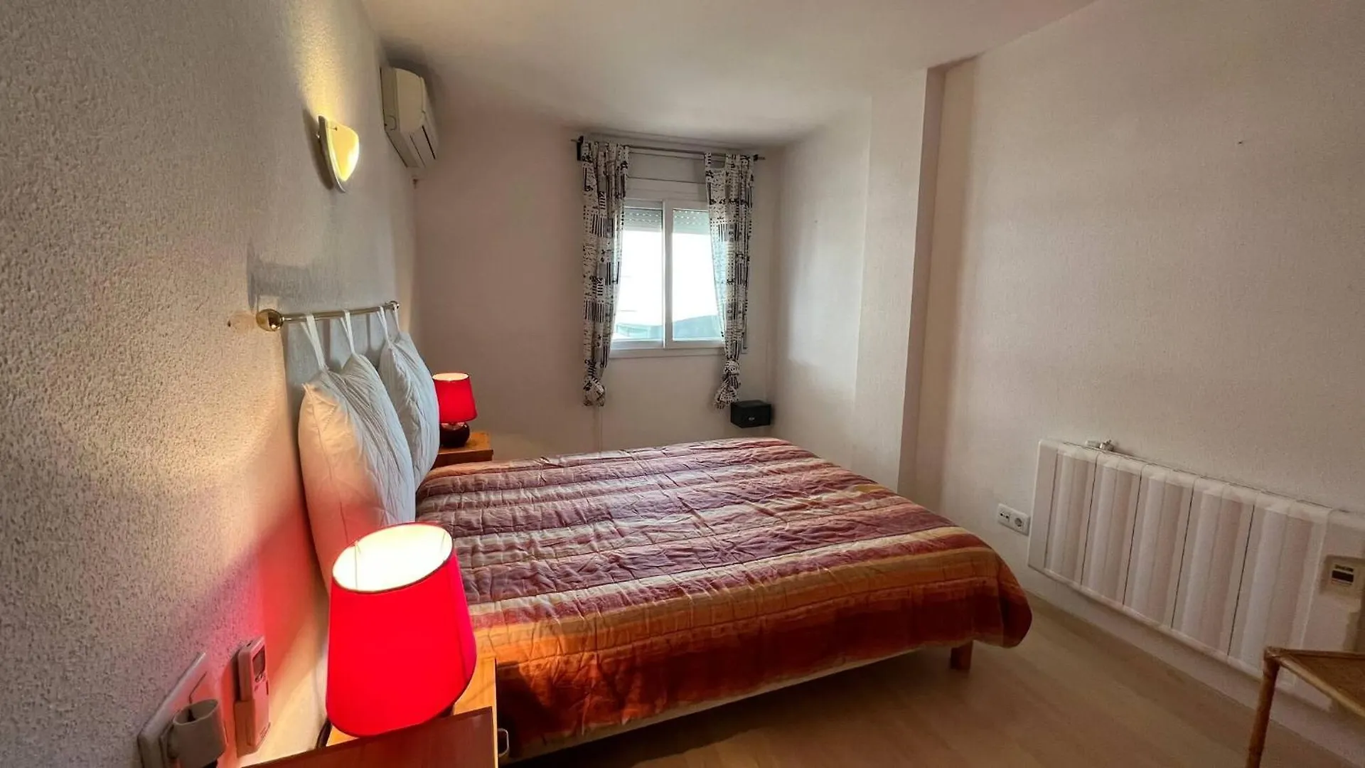 Bonito Piso En Roses Con Piscina Y Parking Apartment 0*,